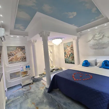 Love hotel Albicocche House