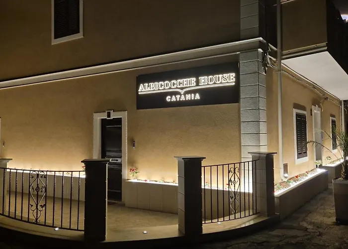 Albicocche Affittacamere 4*